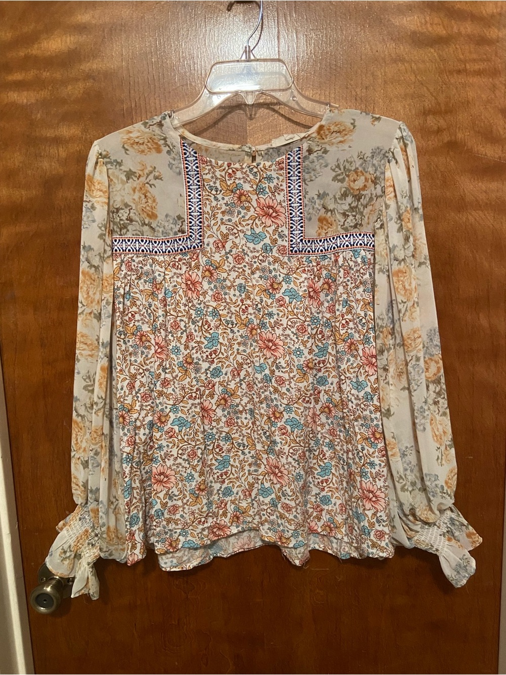 Entro Multimedia Long Sleeve Top